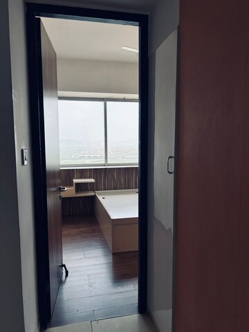 Furnished Amenities in 3 BHK Apartment at Lodha Aurum, Kanjurmarg East – for Sale