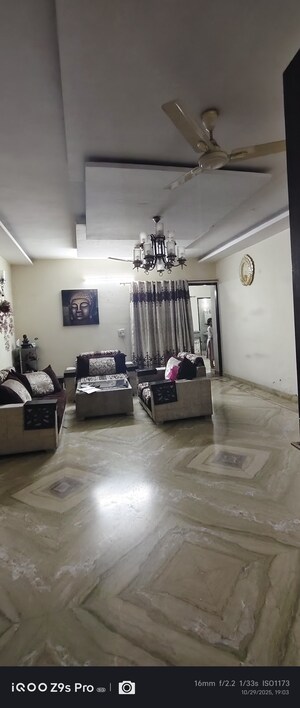 4 BHK Builder Floor For Sale in Srishti Greenfield Homes, Green Fields Colony