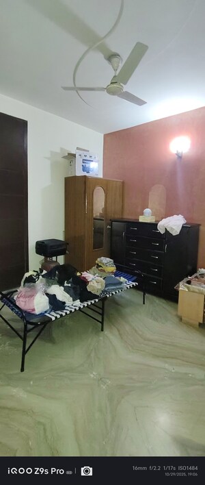 Living Room in 4 BHK Builder Floor at Srishti Greenfield Homes, Green Fields Colony – for Sale