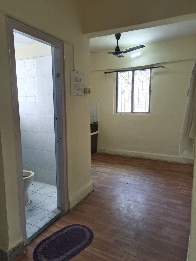 Room, andheri west 2 Bedroom 700 Sq.Ft. Apartment In Andheri West Mumbai 9441372