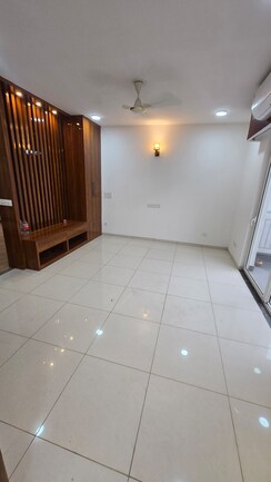 4 BHK + Servant Room Villa For Sale in Godrej Golf Link Villas