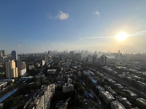 2 BHK Apartment – Exterior View View at Sheth Beaumonte, Sion East - for Rent