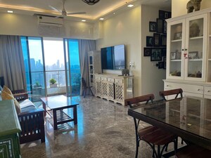 Gym in 2 BHK Apartment at Sheth Beaumonte, Sion East – for Rent