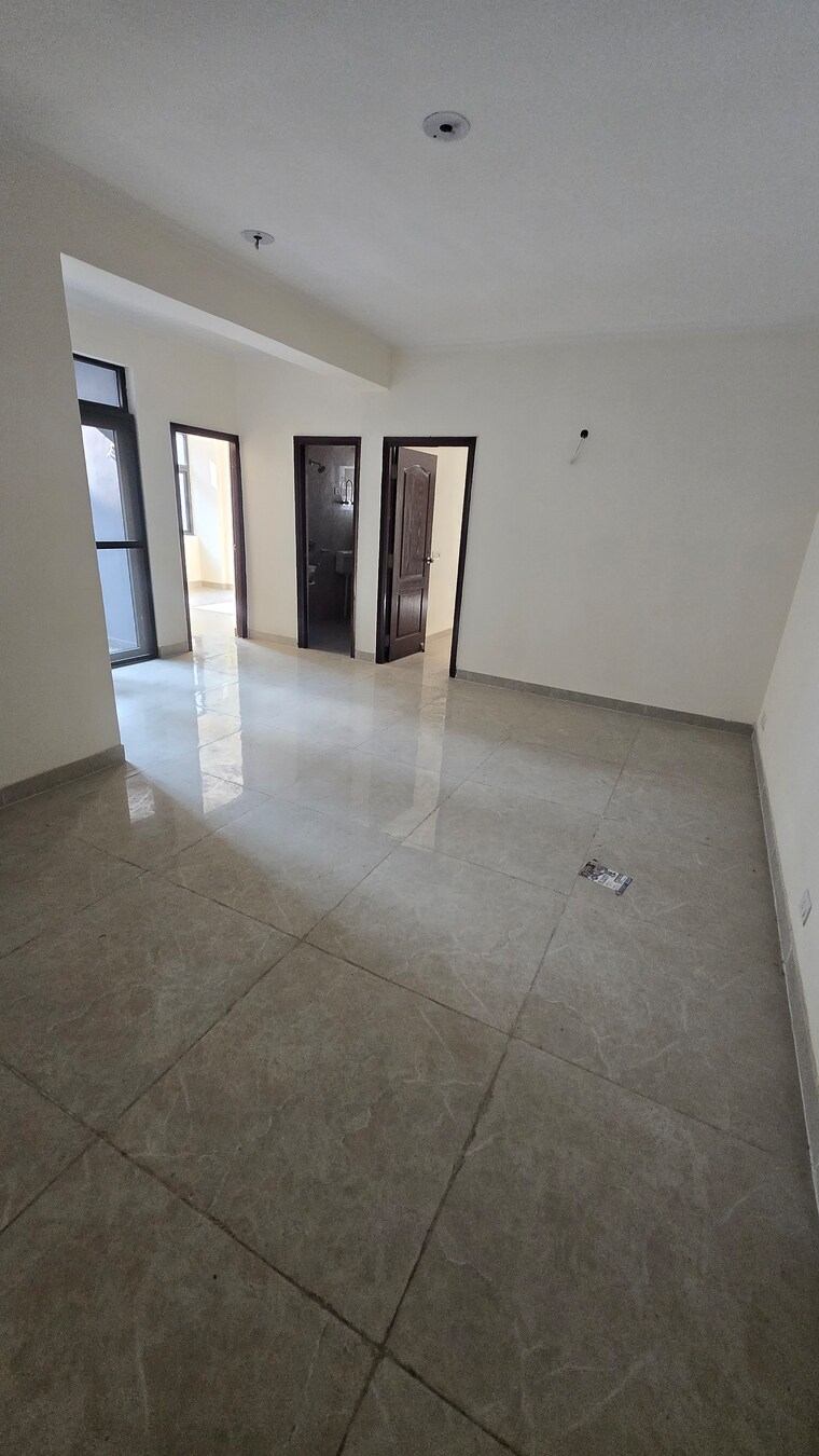 undefined, uppal-plumeria-garden-estate 3.5 Bedroom 1875 Sq.Ft. Apartment In Omicron Iii Greater Noida Greater Noida 9441444