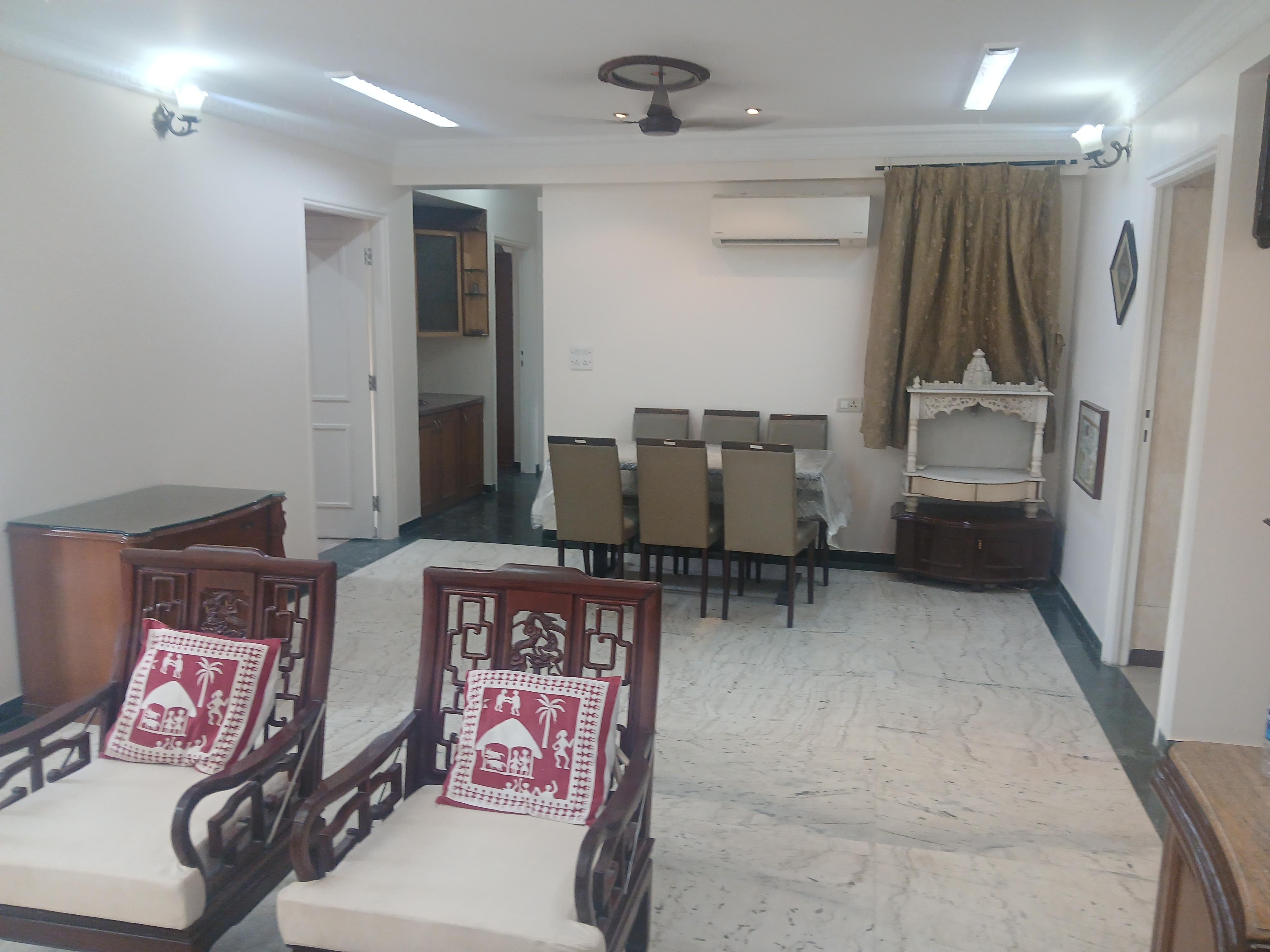 2 BHK 985 Sq.Ft. Apartment in Lake Home