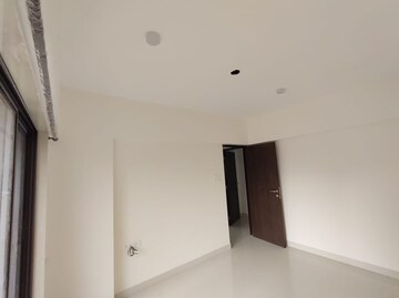 Room in 2 BHK Apartment at Raheja Interface Heights, Malad West – for Sale