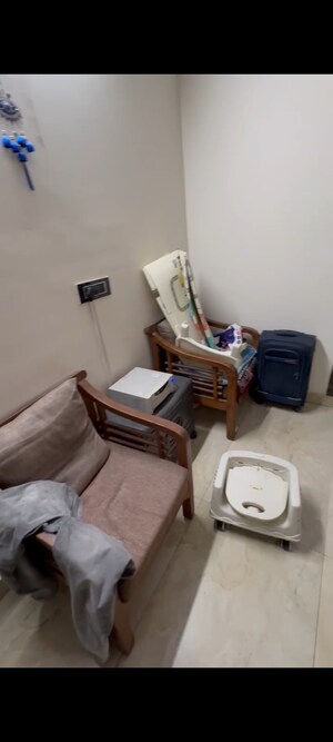 Living Room in 1 BHK Builder Floor at Soho Awas Apartments, Gyan Khand I – for Rent