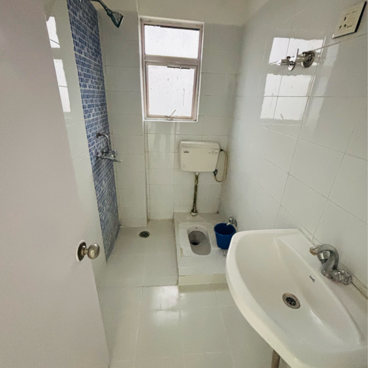 Bathroom, sare-springview-floors 2 Bedroom 836 Sq.Ft. Builder Floor In Lal Kuan Ghaziabad 9441480