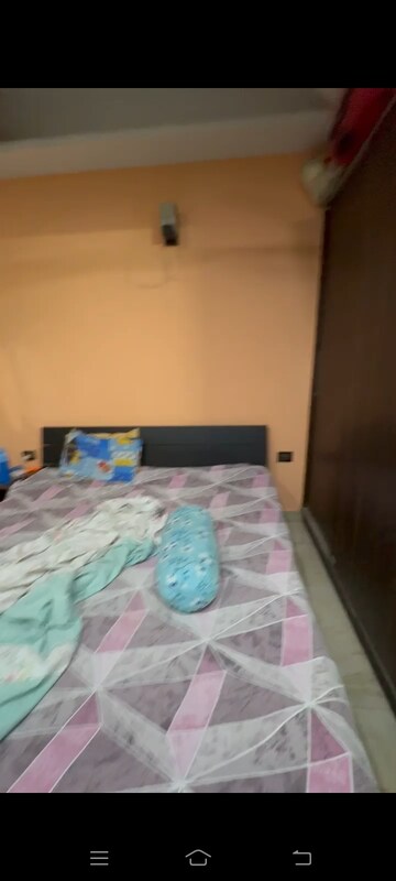 Bedroom in 1 RK Builder Floor at Kanha Apartments Indirapuram, Shakti Khand 2 – for Rent