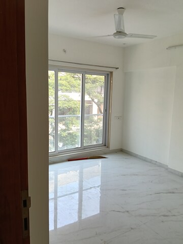 3 BHK Apartment For Rent in New Saket Apartment, Santacruz West