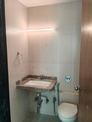Bathroom in 2 BHK Apartment at Kaniya Kutir, Khar West – for Sale