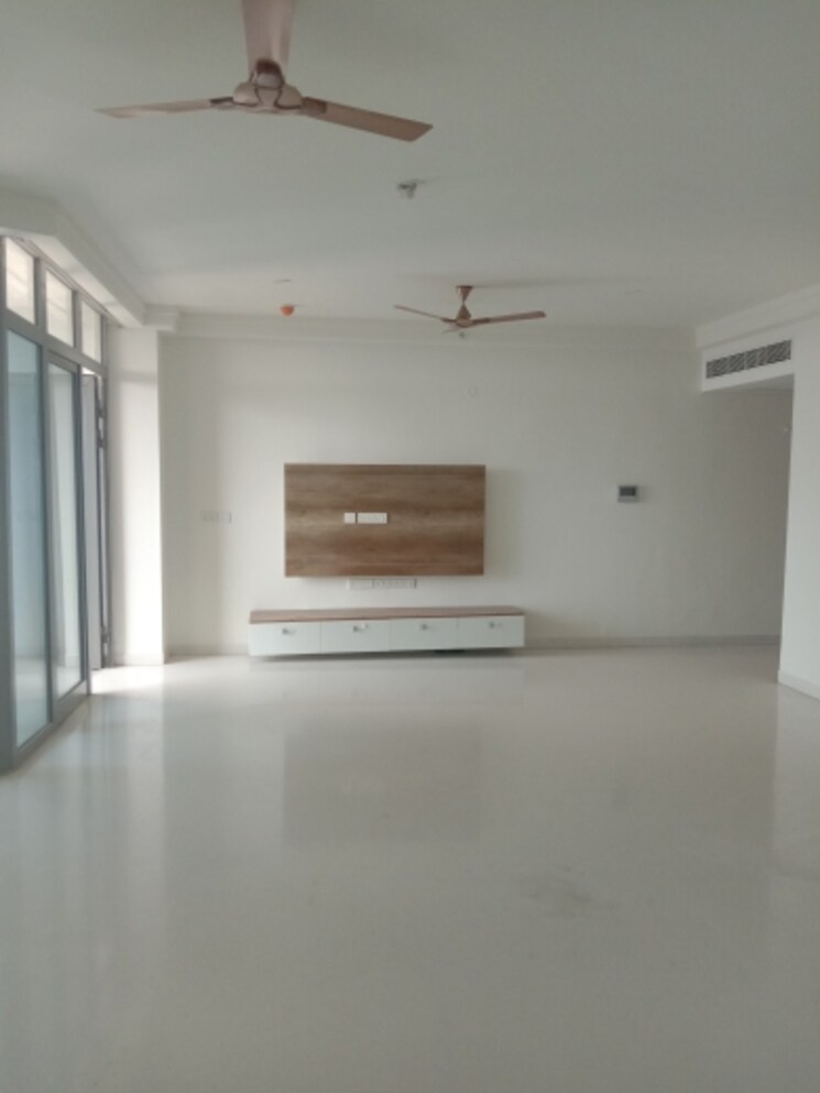 Room, mantri-pinnacle 3 Bedroom 1800 Sq.Ft. Apartment In Hulimavu Bangalore 9441516