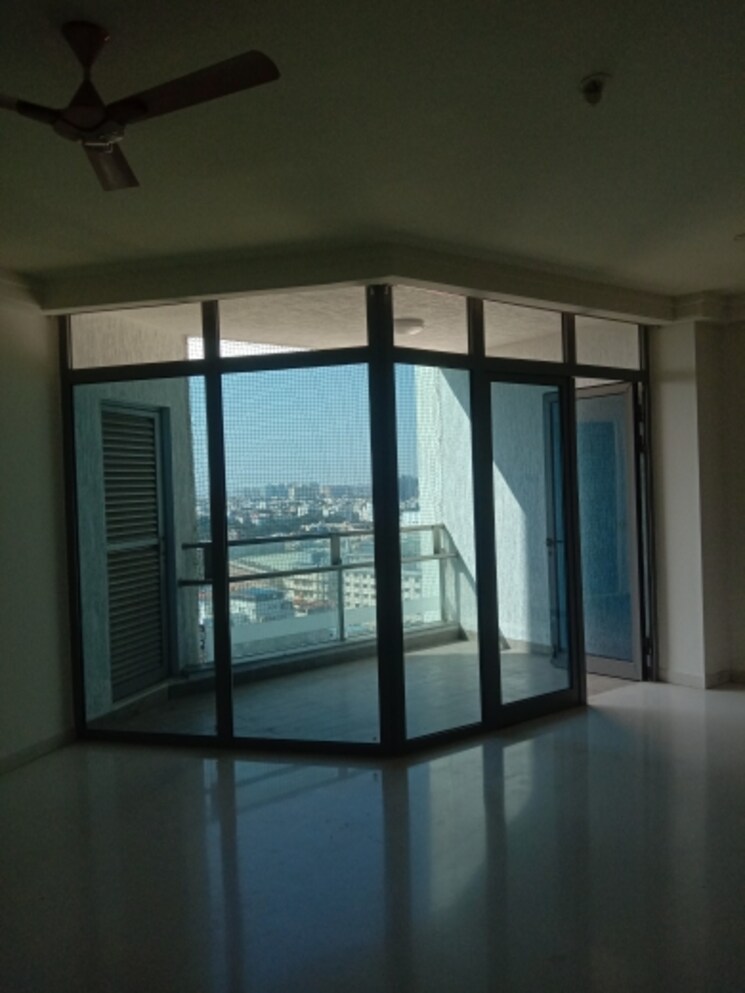 Room, mantri-pinnacle 3 Bedroom 1800 Sq.Ft. Apartment In Hulimavu Bangalore 9441516