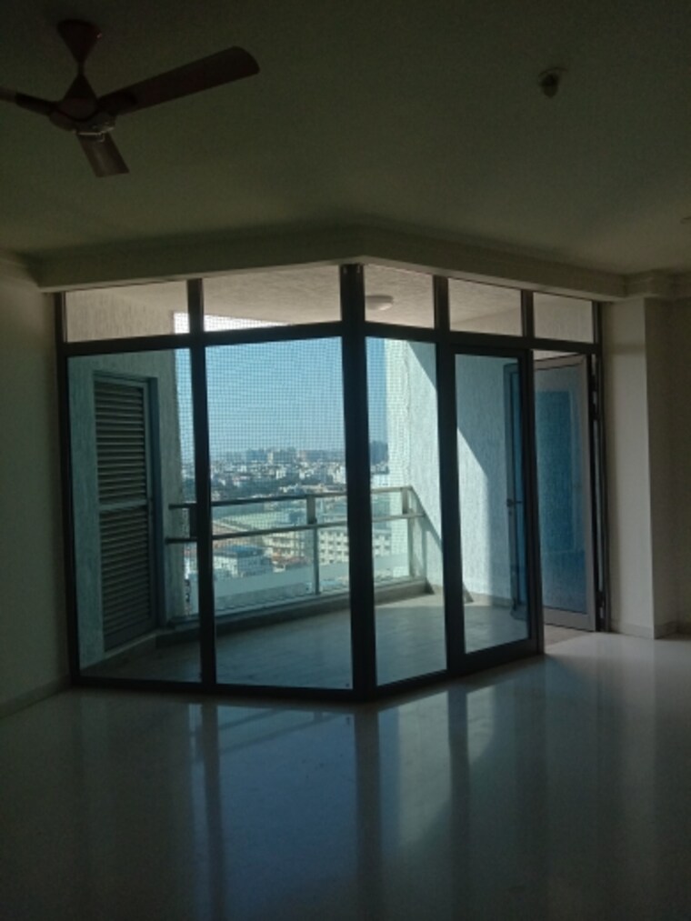 Room, mantri-pinnacle 3 Bedroom 1800 Sq.Ft. Apartment In Hulimavu Bangalore 9441516