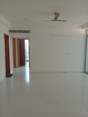 Room in 3 BHK Apartment at Mantri Pinnacle, Hulimavu – for Rent