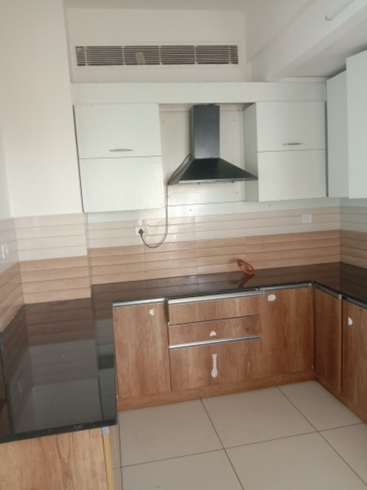 Kitchen, mantri-pinnacle 3 Bedroom 1800 Sq.Ft. Apartment In Hulimavu Bangalore 9441516