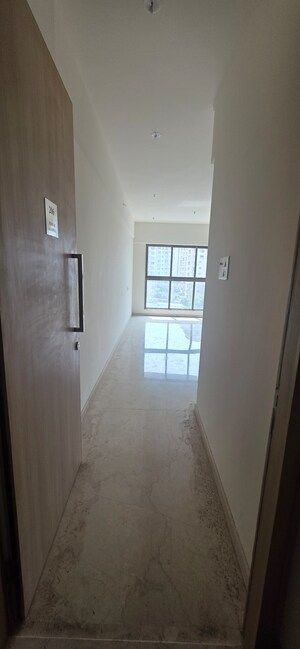 Room in 2 BHK Apartment at Triumph Tower, Malad West – for Sale