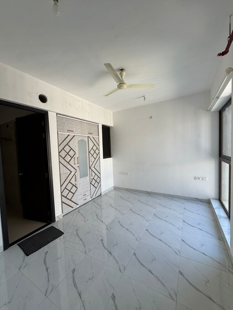 Bathroom, raymond-ten-x-habitat 2 Bedroom 635 Sq.Ft. Apartment In Pokhran Road No Two Thane 9441553