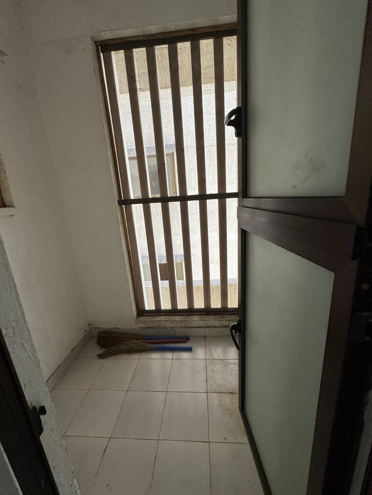 Balcony, raymond-ten-x-habitat 2 Bedroom 635 Sq.Ft. Apartment In Pokhran Road No Two Thane 9441561