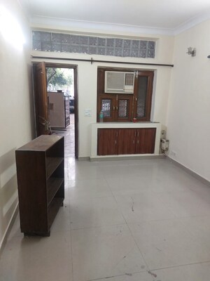 Room in 2 BHK Builder Floor at Lajpat Nagar 4 – for Rent