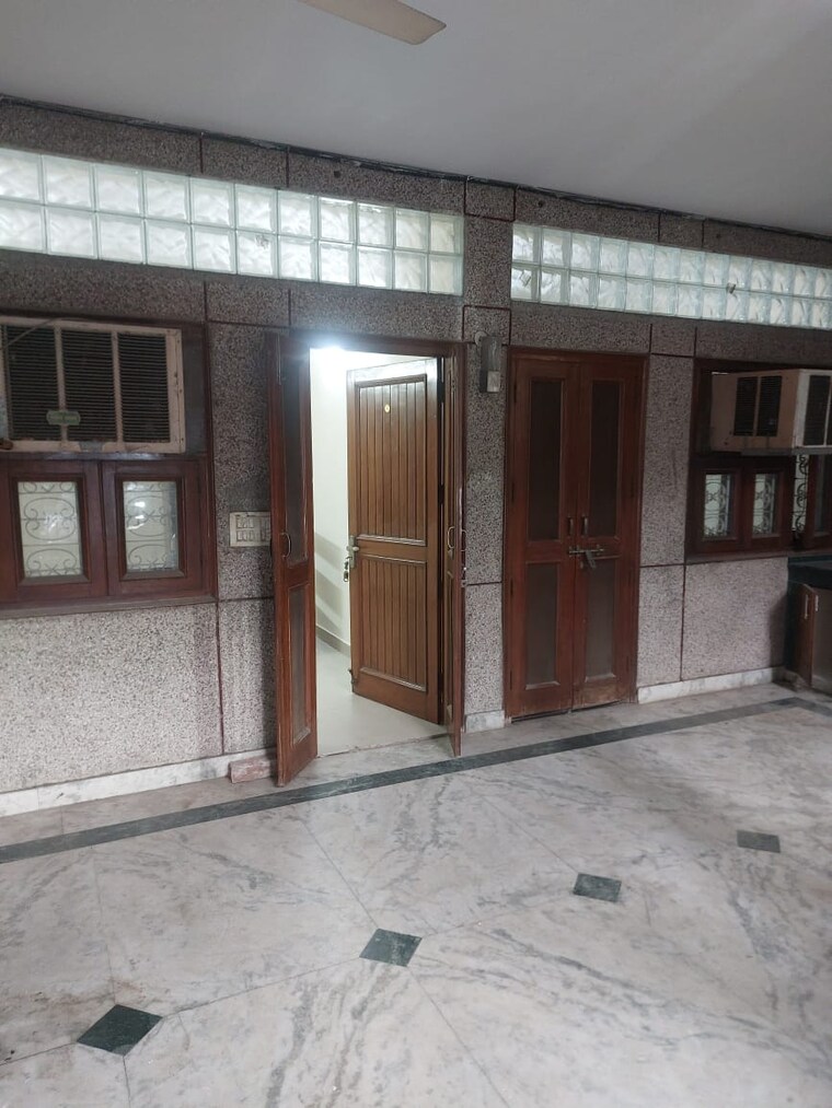 Exterior View, lajpat nagar 4 2 Bedroom 125 Sq.Yd. Builder Floor In Lajpat Nagar 4 Delhi 9441573