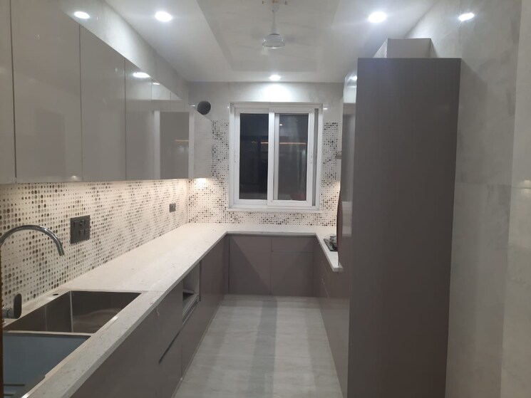 Kitchen, lavender-floors 3 Bedroom 250 Sq.Yd. Builder Floor In Sector 89 Faridabad 9441600