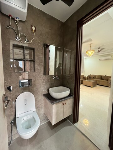 Bathroom in 2 BHK Builder Floor at Hong Kong Bazaar, Sector 56 – for Rent