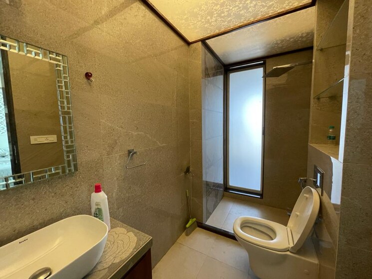 Bathroom, suraj-ocean-star-1 4 Bedroom 1736 Sq.Ft. Apartment In Prabhadevi Mumbai 9441635