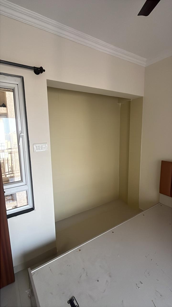 1 BHK + Pooja Room Apartment For Rent in Puranik City