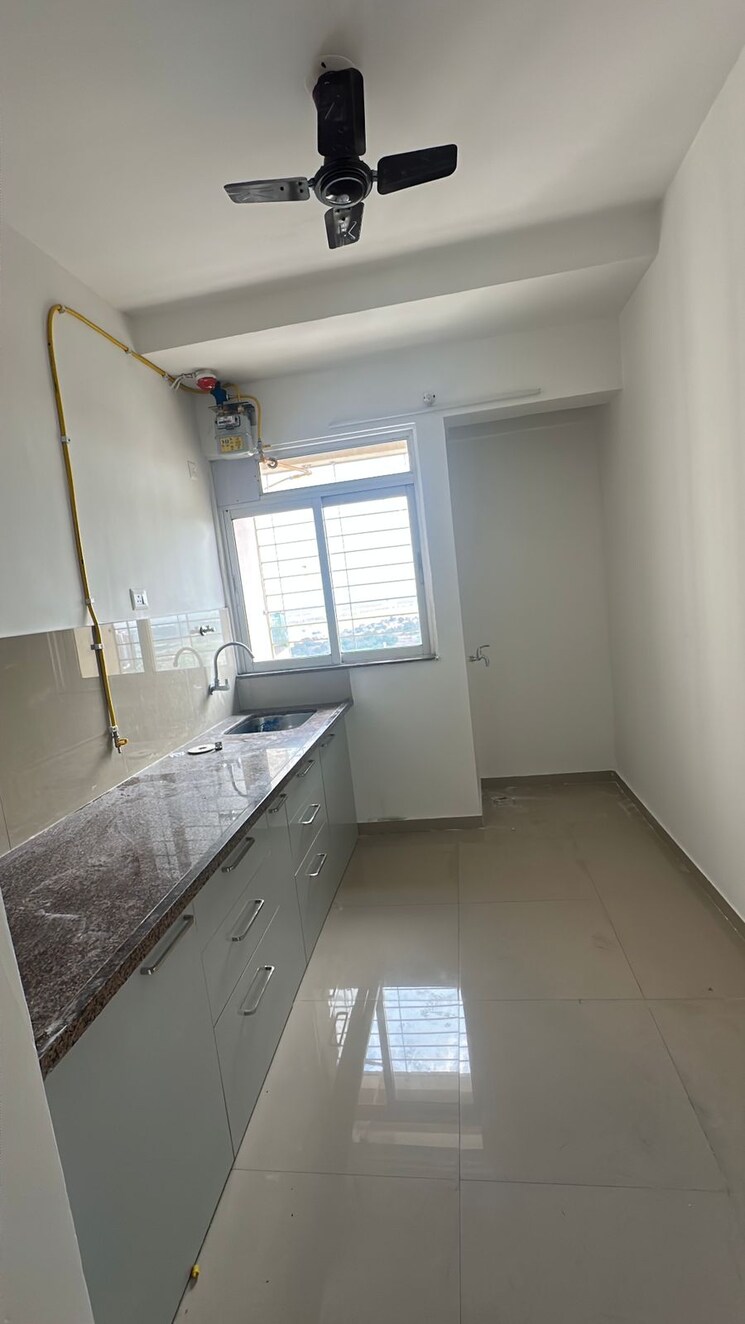 Kitchen, puranik-city 1 Bedroom 447 Sq.Ft. Apartment In Kasarvadavali Thane 9441647