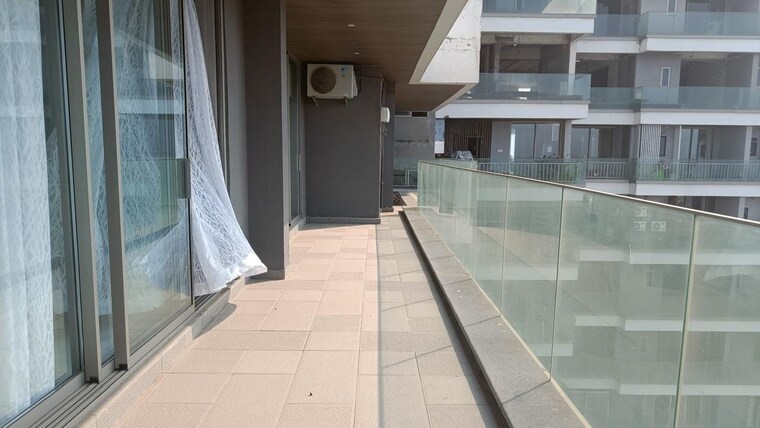 Balcony, mj-81-aureate 4 Bedroom 4212 Sq.Ft. Apartment In Bandra West Mumbai 9441651