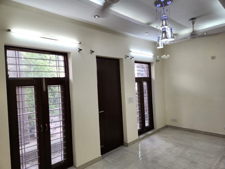undefined, east of kailash 2 Bedroom 150 Sq.Yd. Builder Floor In East Of Kailash Delhi 9441663