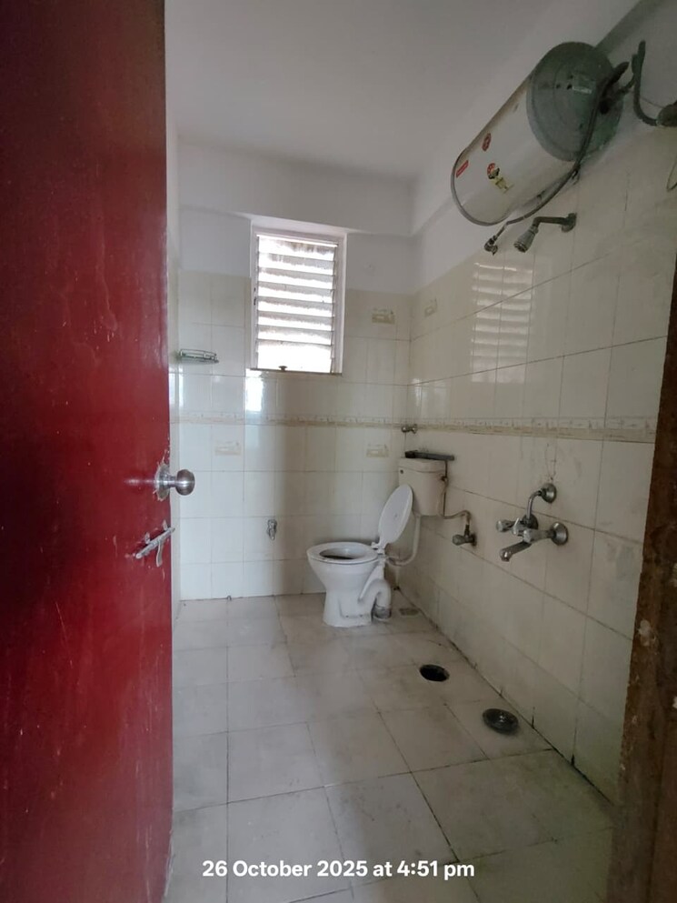 Attached Bathroom, ashwini-palace 2 Bedroom 950 Sq.Ft. Apartment In Wanowrie Pune 9441664