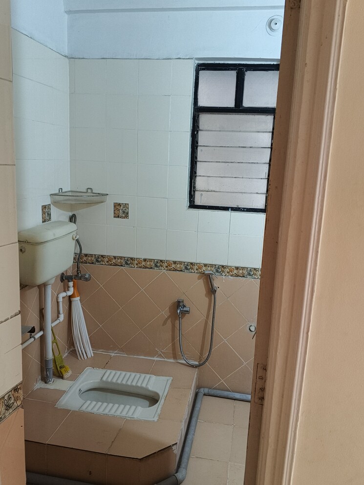 Bathroom, bramha-majestic 3 Bedroom 1465 Sq.Ft. Apartment In Kondhwa Pune 9441689