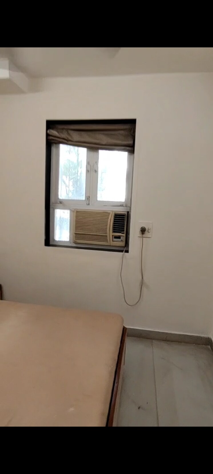 Room, sukumar-chs 2 Bedroom 650 Sq.Ft. Apartment In Vile Parle East Mumbai 9441722