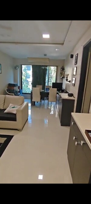 1 BHK Apartment For Rent in Anupam CHS, Vile Parle East