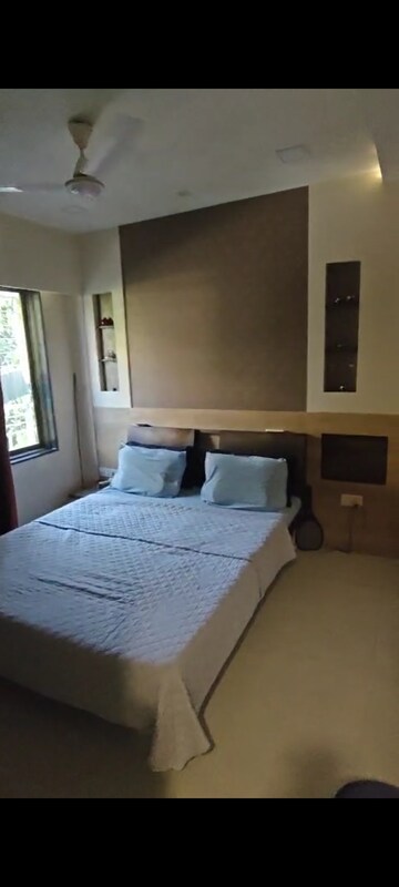 Bedroom in 1 BHK Apartment at Anupam CHS, Vile Parle East – for Rent