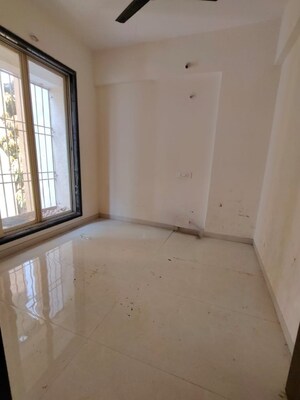 Room in 2 BHK Apartment at Kalyan West – for Rent