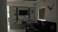 2 BHK Apartment For Sale in Pivotal Paradise