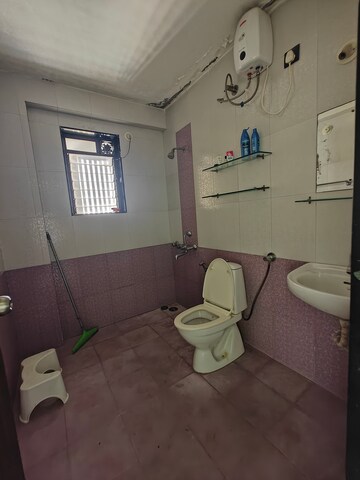 Team Area in 3 BHK Apartment at Tulsi Sagar, Nerul – for Sale