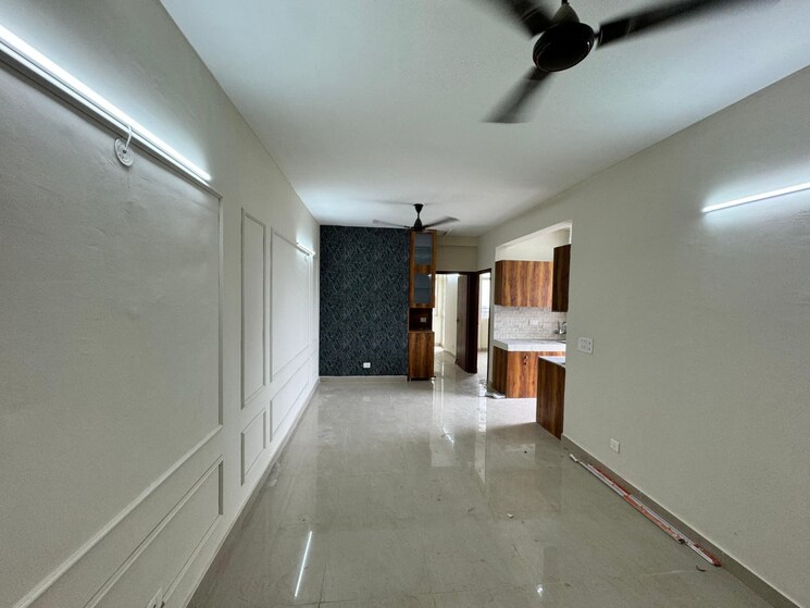 Living Room, suncity-avenue-76 2 Bedroom 682 Sq.Ft. Apartment In Sector 76 Gurgaon 9441825