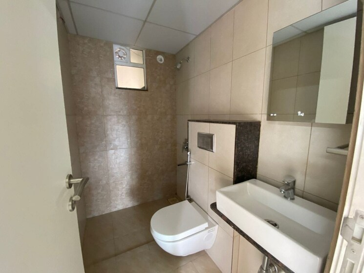 Bathroom, kohinoor-zen-estate 2 Bedroom 752 Sq.Ft. Apartment In Kharadi Pune 9441815