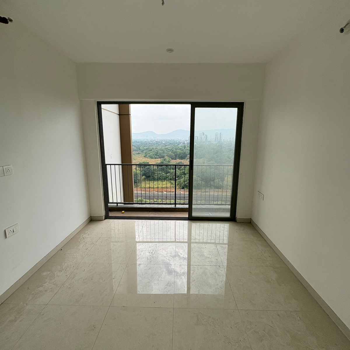 2 BHK 570 Sq.Ft. Apartment in Runwal My City Phase II Cluster 05