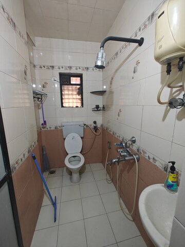 Bathroom in 2 BHK Apartment at Soham Apartments Seawoods, Seawoods – for Rent