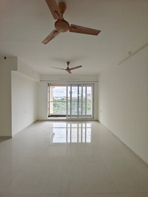 Room in 2 BHK Apartment at Moreshwar 19 East, Nerul – for Rent