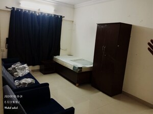 Living Room in  Pg at Goregaon East – for Rent