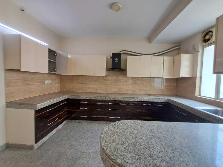 Kitchen, raheja-vedaanta 3 Bedroom 2393 Sq.Ft. Apartment In Sector 108 Gurgaon 9441908