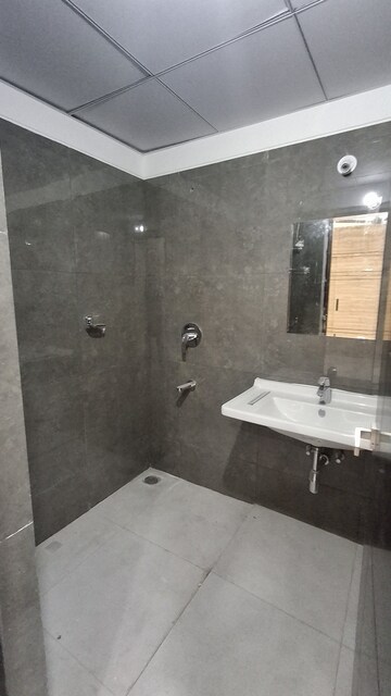 Bathroom in 3 BHK Apartment at Rajapushpa Provincia, Narsingi – for Rent