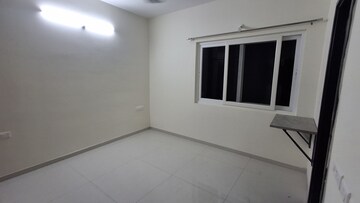 Room in 3 BHK Apartment at Rajapushpa Provincia, Narsingi – for Rent