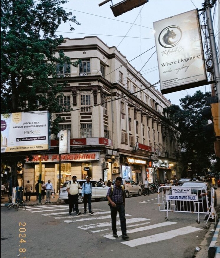 Exterior View, park street Commercial Shop 350 Sq.Ft. In Park Street Kolkata 9441999